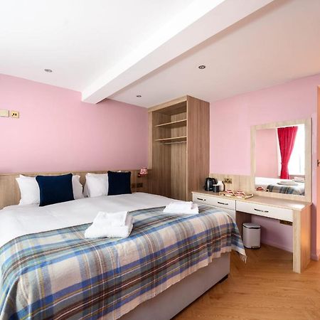 Super King Garden Suite With En-Suite Edynburg Zewnętrze zdjęcie